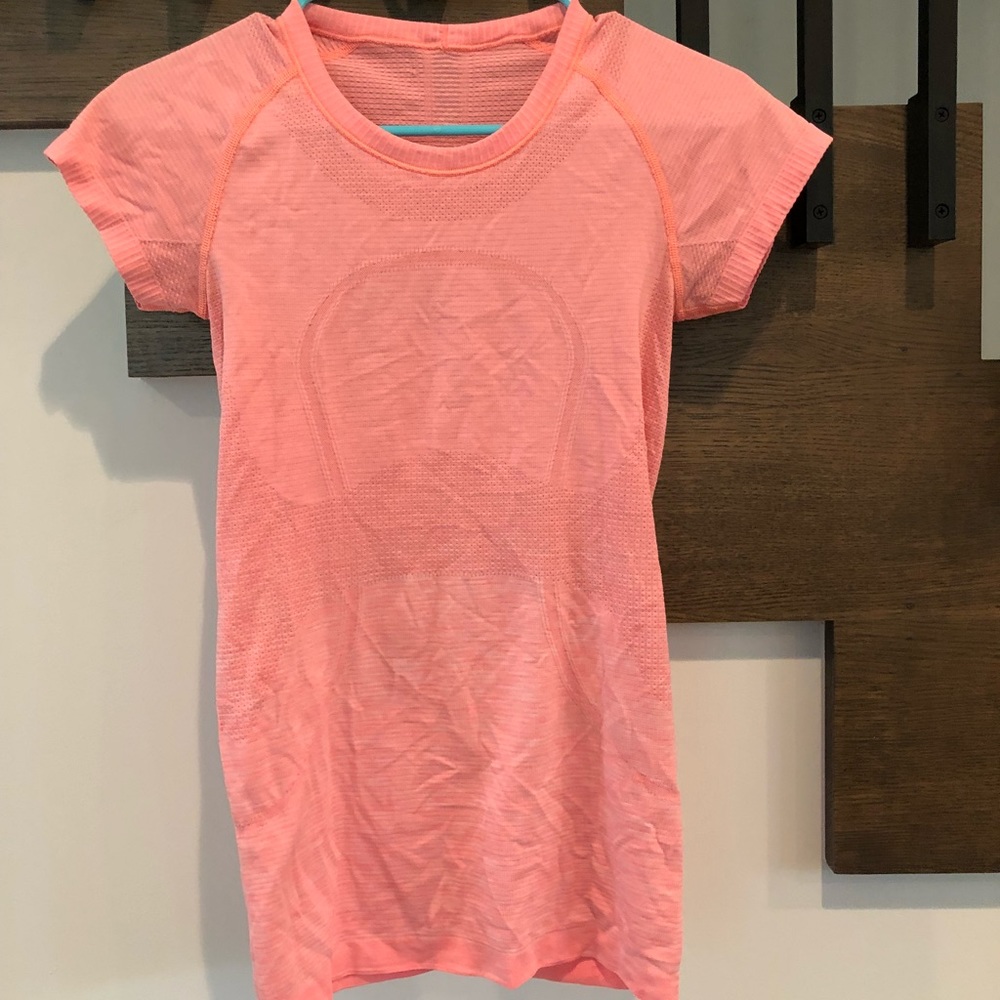 Fly tech Lululemon top